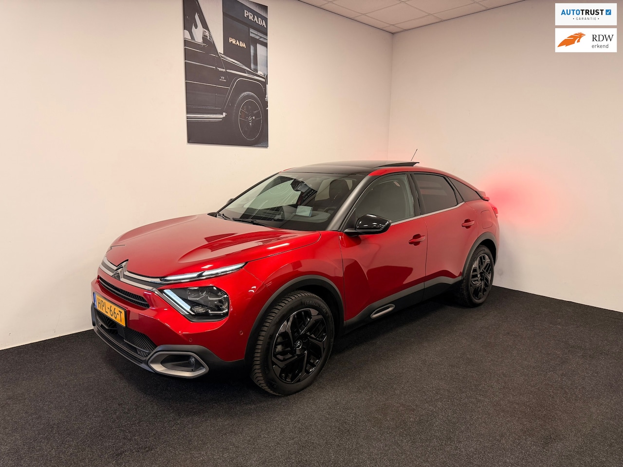Citroën C4 - 1.2 Puretech Shine // Massage // Pano // Leder int // 360 //Stoel/stuurverwarming - AutoWereld.nl