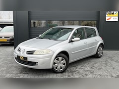 Renault Mégane - 1.6-16V Business Line