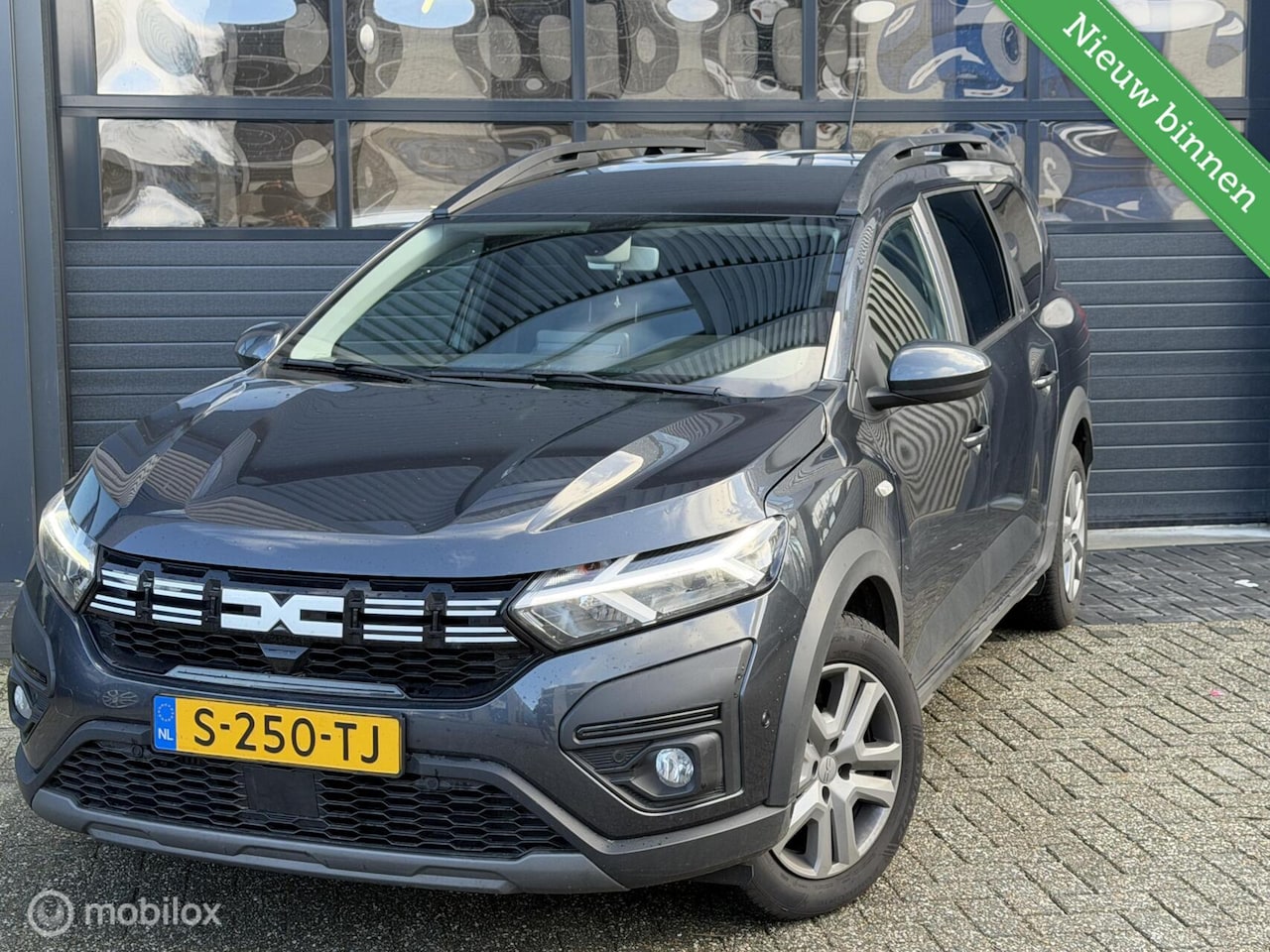 Dacia Jogger - 1.0 TCe 100 ECO-G Expression 5p. | Trekhaak NAP - AutoWereld.nl
