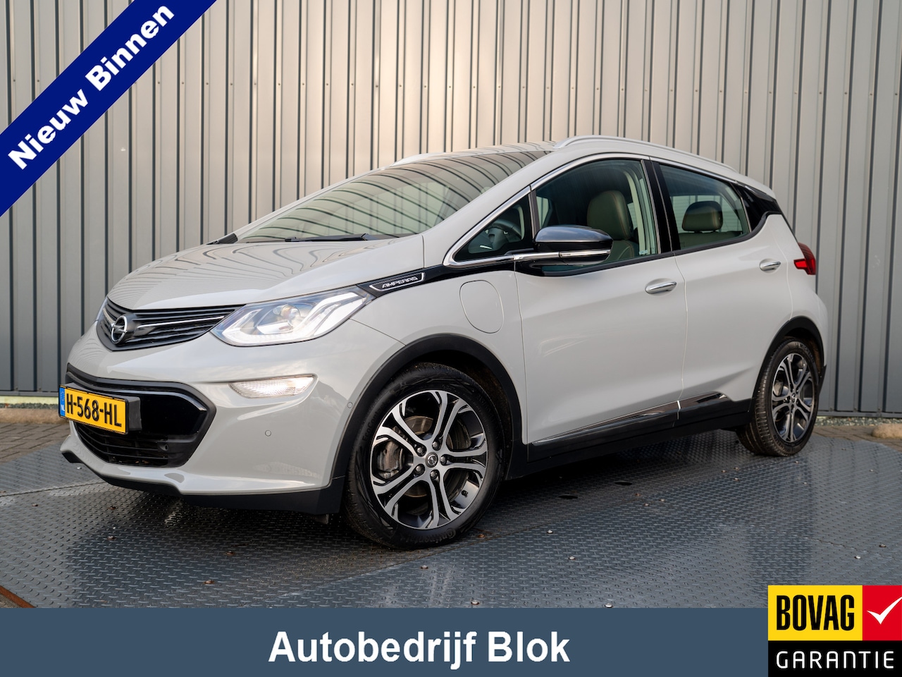 Opel Ampera-e - Business executive 60 kWh | Keyless | Leder | Camera | Stoelverw. | Prijs Rijklaar!! - AutoWereld.nl