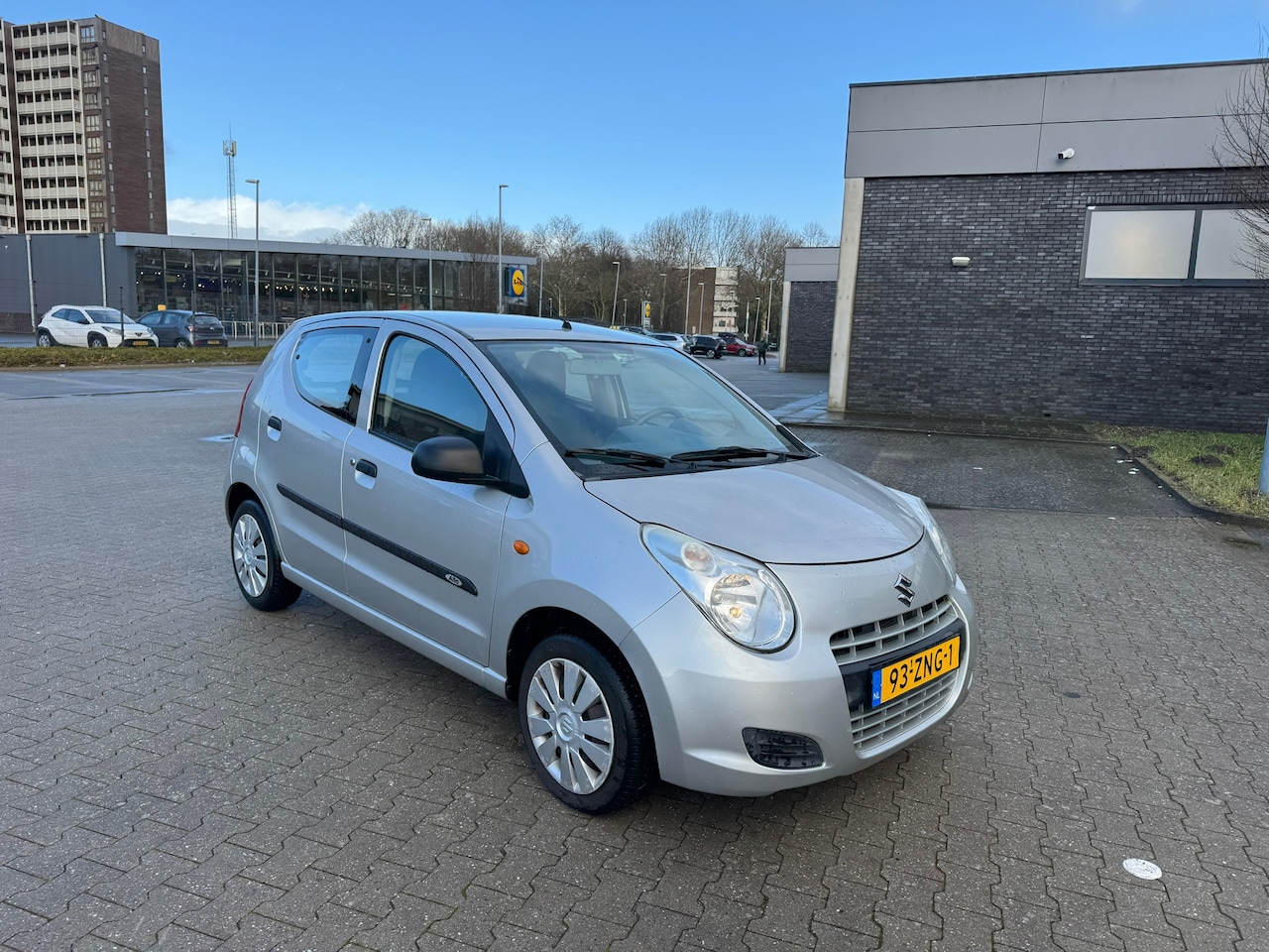 Suzuki Alto - 1.0 Comfort VVT 1.0 Comfort VVT - AutoWereld.nl