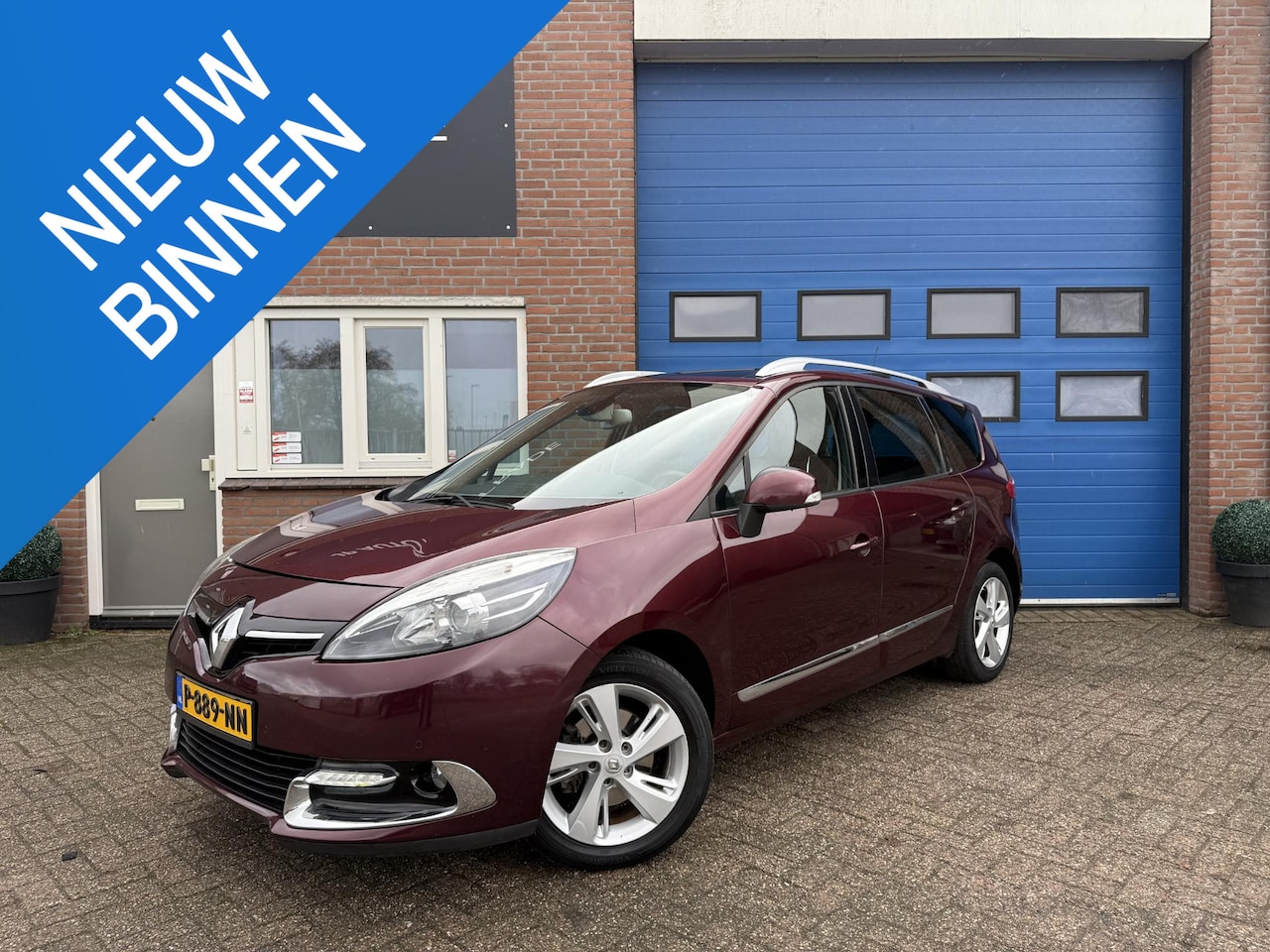 Renault Grand Scénic - 1.2 TCe Bose 7p. | Pano | Trekhaak | PDC | - AutoWereld.nl