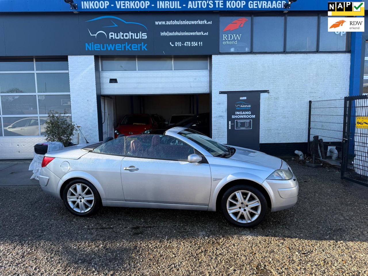 Renault Mégane coupé cabriolet - 2.0-Privilège Luxe/Cabrio/Automaat/met onderhoudshistorie, Pano-dak, Airco, NAP en een nie - AutoWereld.nl