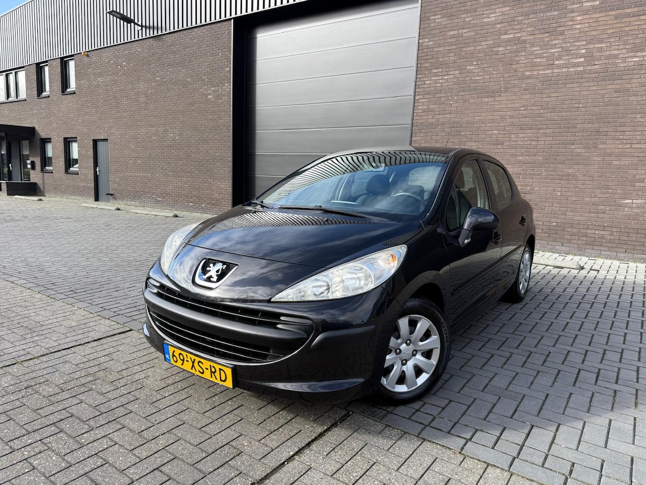 Peugeot 207 - 1.4 X-line | 3E EIGENAAR | 12MND GARANTIE | NW APK | AIRCO | TREKHAAK | ELEC PAKKET | - AutoWereld.nl