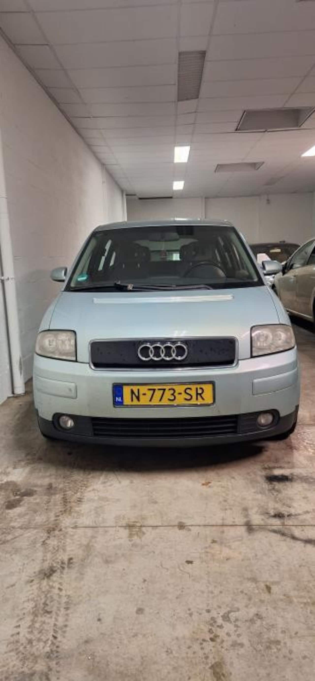 AUDI A2