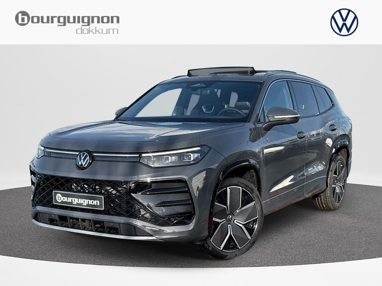 Volkswagen Tayron - 1.5 eHybrid R-Line | Panorama dak | Trekhaak | PHEV | - AutoWereld.nl