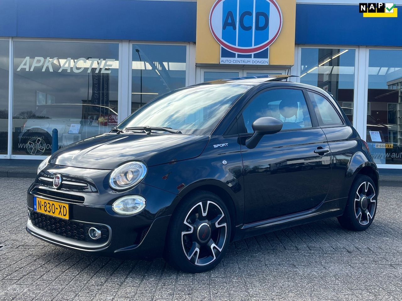 Fiat 500 - 1.0 Hybrid Sport | PanoramaDak electr. bedienbaar | - AutoWereld.nl