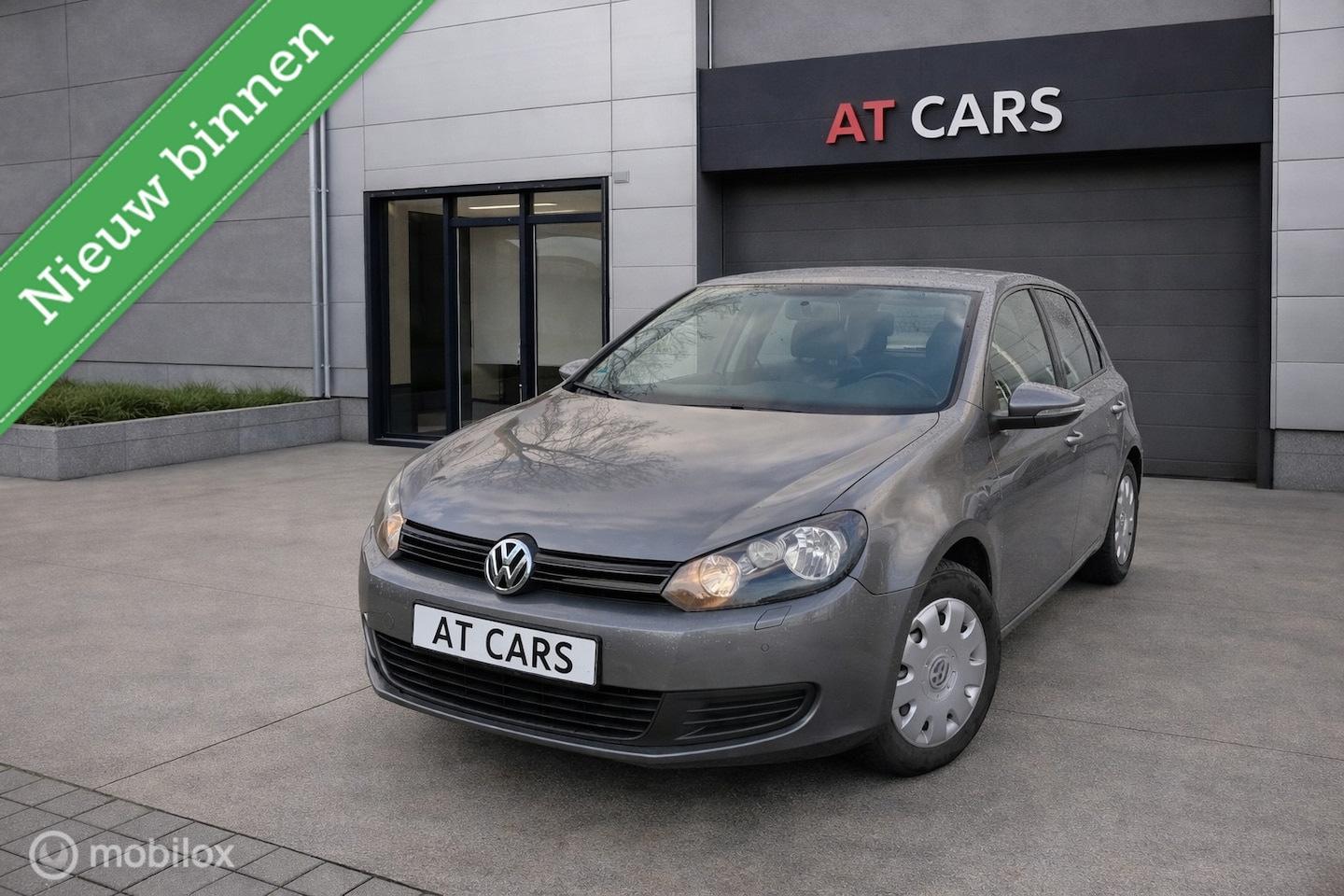 Volkswagen Golf - 1.4 Trendline/ Stoelverwarming/ dealer/75dkm - AutoWereld.nl