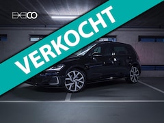 Volkswagen Golf - 1.4 TSI GTE|Pano|ACC|Sfeer|Leder|Camera|19"|Dodehoek