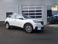 Peugeot 2008 - 1.2 PureTech Active /Wit Metalic/Navigatie/Pdc A/Cruise/