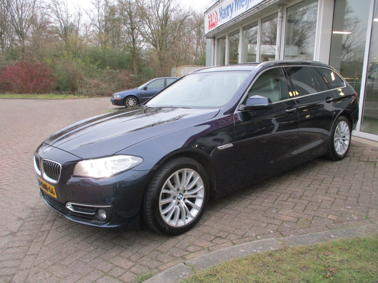 BMW 5-serie Touring - 520i Luxury Edition Goedkoopste van NL! - AutoWereld.nl