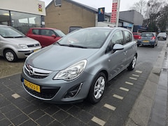 Opel Corsa - 1.2-16V Rhythm Corsa 1.2-16V Cosmo 5 deurs , airco, cruise control, sportvelgen