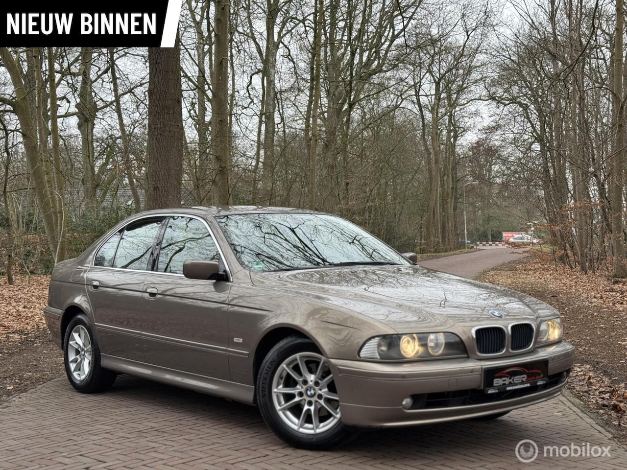 BMW 5-serie - 520i Special Edition ~ Leder ~ Memory ~ NAP ~ - AutoWereld.nl