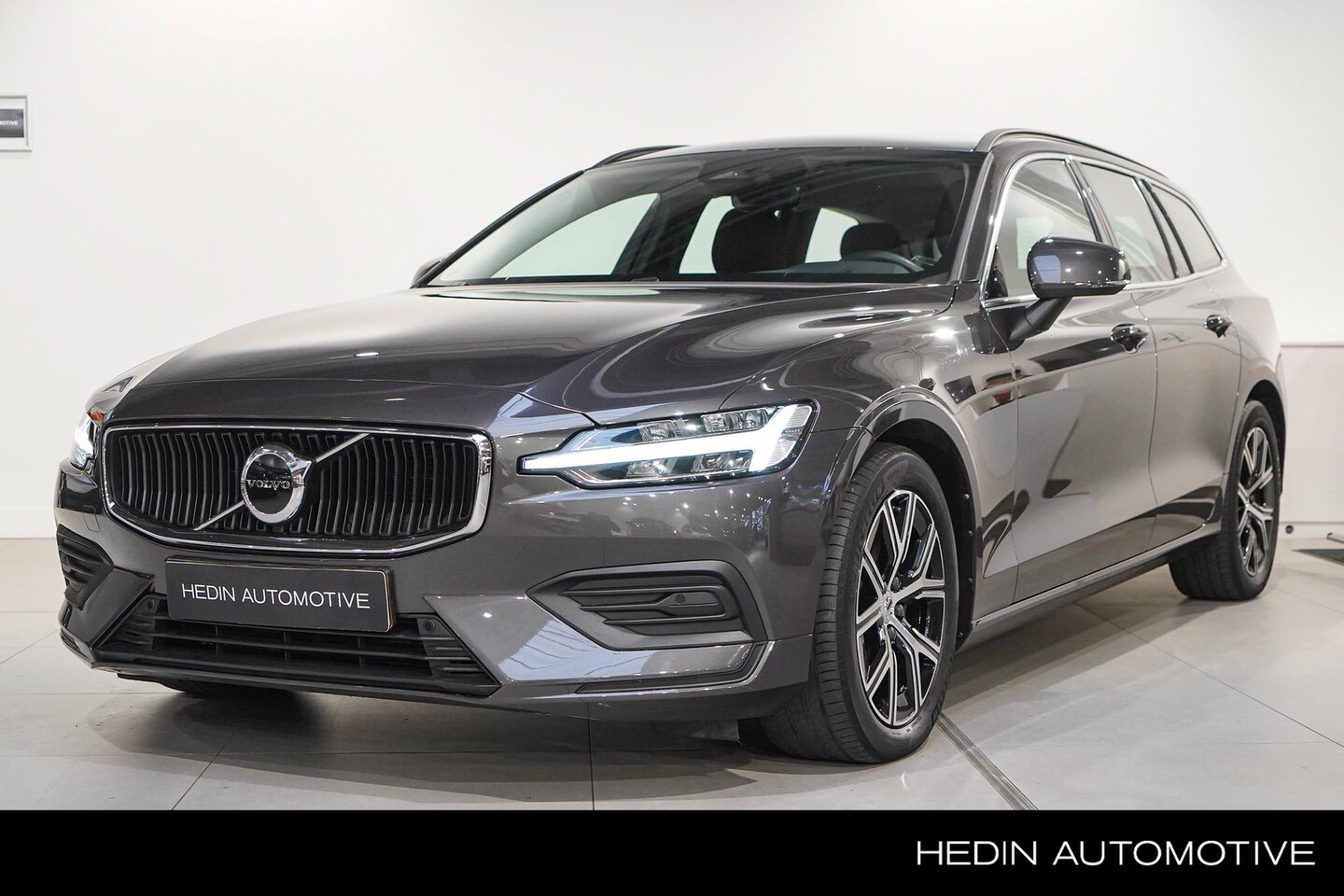 Volvo V60 - 2.0 B3 Core Mild Hybride 163pk |Google Maps | Adaptive Cruise Control | B.L.I.S.| Stuur & - AutoWereld.nl