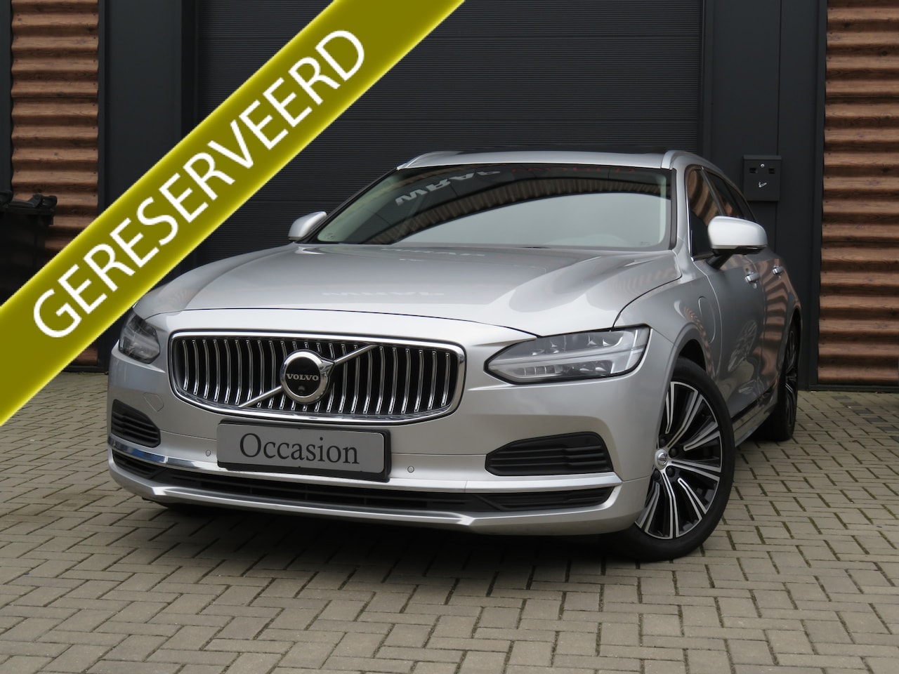 Volvo V90 - 2.0 T6 AWD Inscription Airco ACC Cr-control CarPlay Panoramadak - AutoWereld.nl