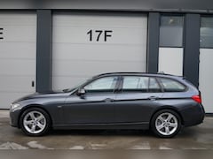 BMW 3-serie Touring - 320i High Executive