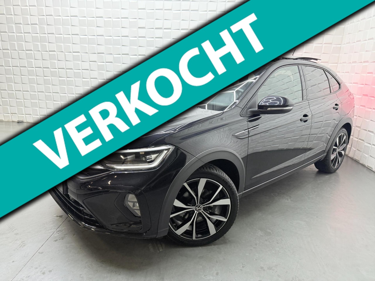 Volkswagen Taigo - 1.5 TSI 3x R Line PANO VIRTUAL CAM ACC IQ - AutoWereld.nl