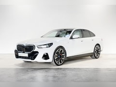 BMW 5-serie - Sedan 550e xDrive Innovation Pack M Sportpakket Pro Aut