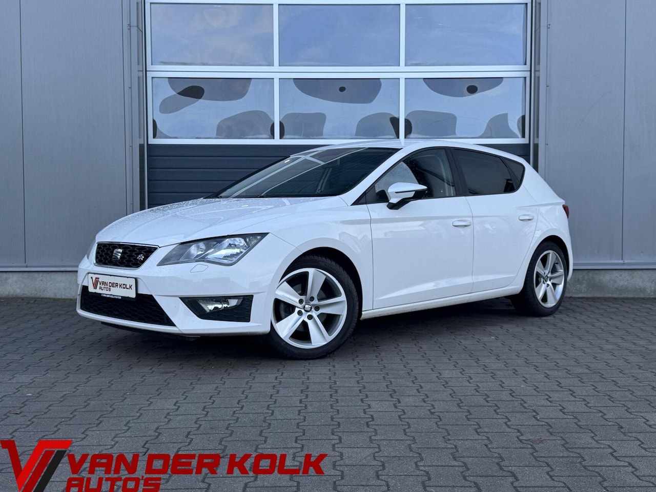SEAT Leon - 1.4 EcoTSI FR | LED | Half Leder | Navigatie | Climate | Cruise | - AutoWereld.nl