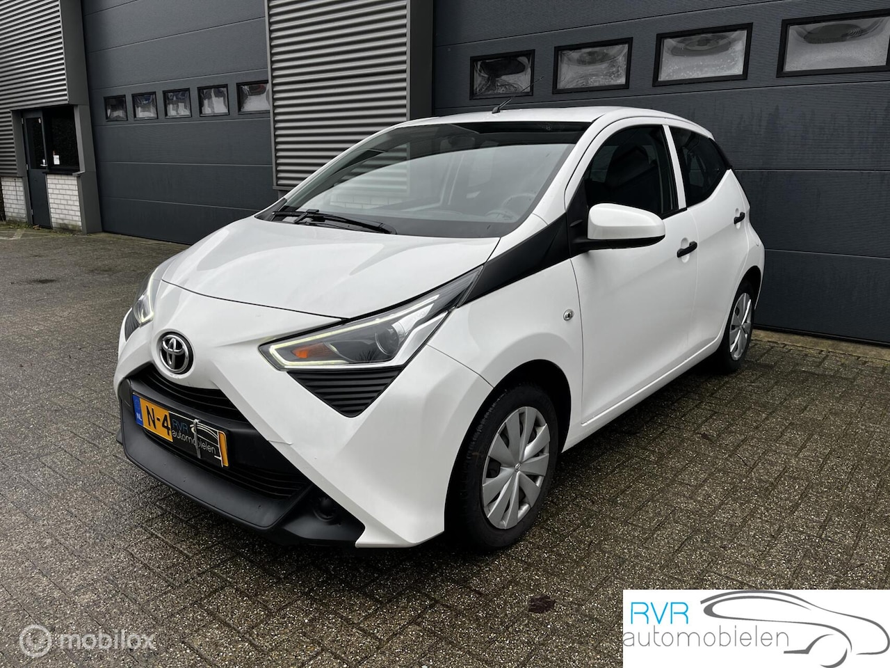Toyota Aygo - 1.0 VVT-i AIRCO / CRUISE / SCHADE - AutoWereld.nl