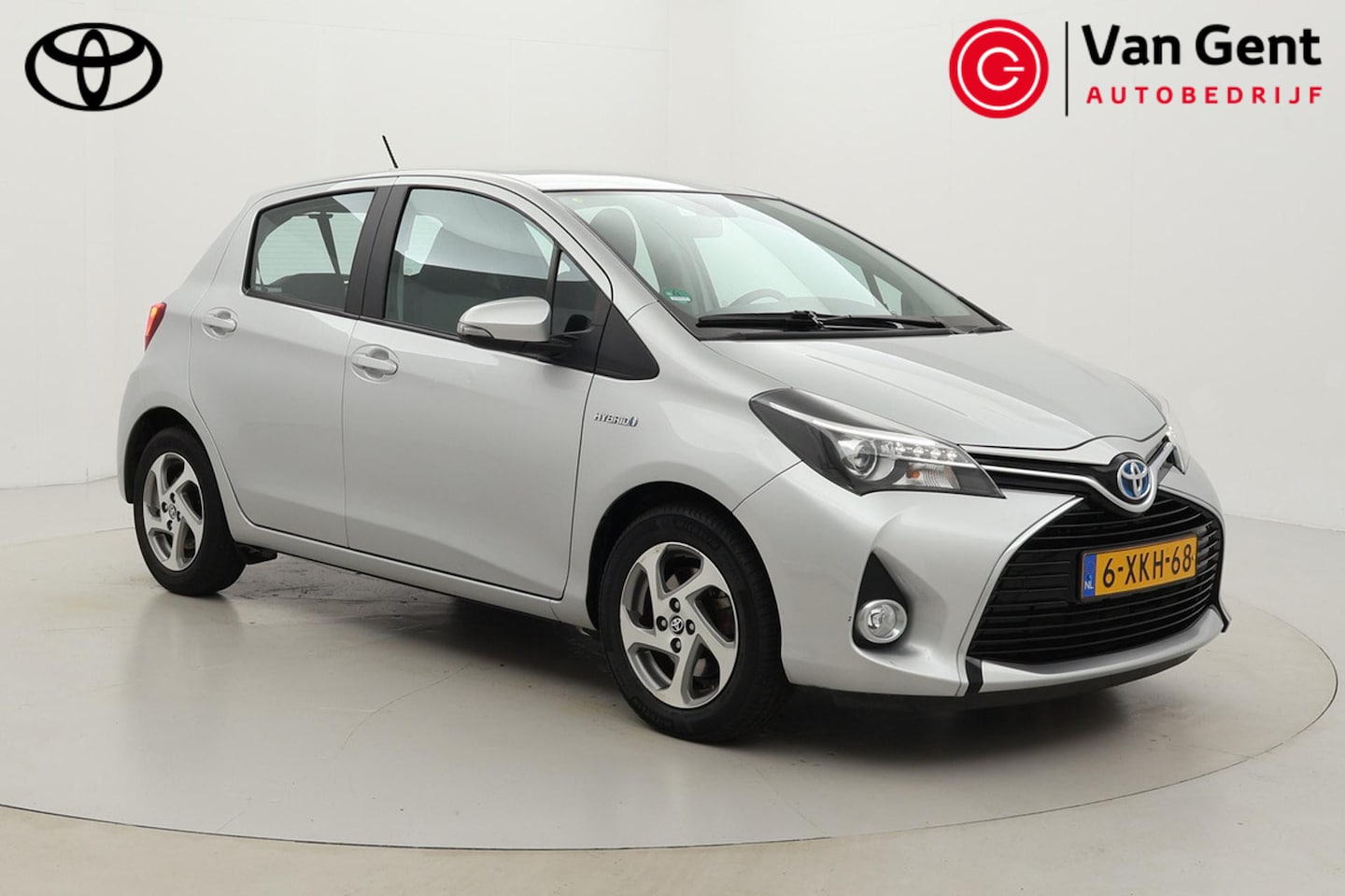 Toyota Yaris - 1.5 Hybrid Lease | Volledige dealerhistorie | Navigatie | Cruise Control | Clima | Camera - AutoWereld.nl