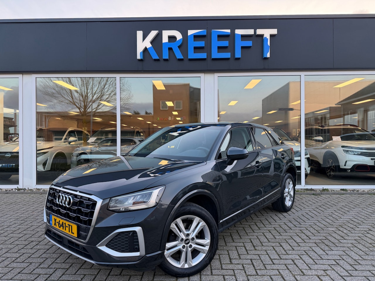 Audi Q2 - 35 TFSI S Edition Camera | App connect - AutoWereld.nl