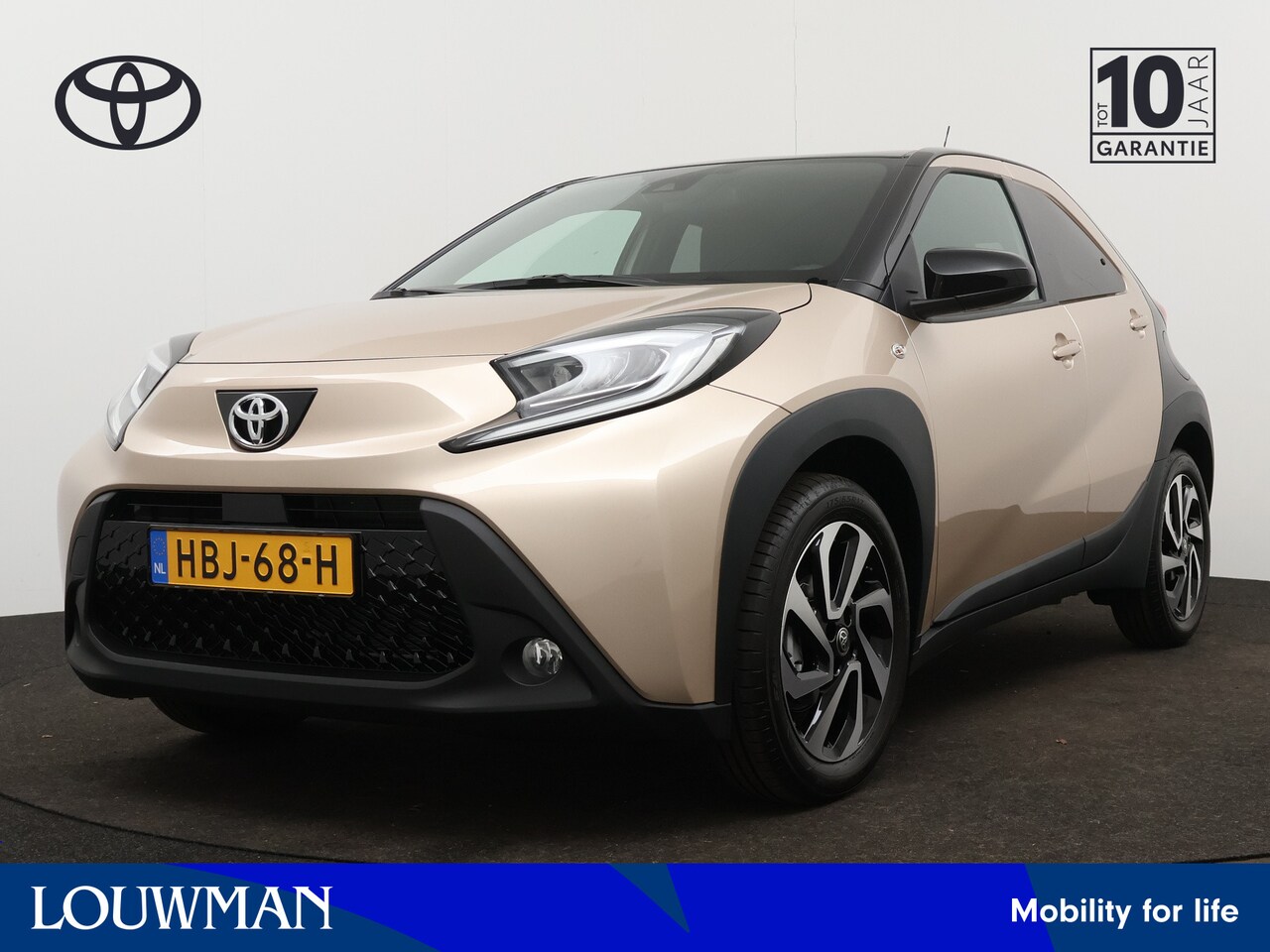 Toyota Aygo X - 1.0 VVT-i MT Pulse | LM velgen | Camera | Climate Control | Cruise Control Adaptief | - AutoWereld.nl