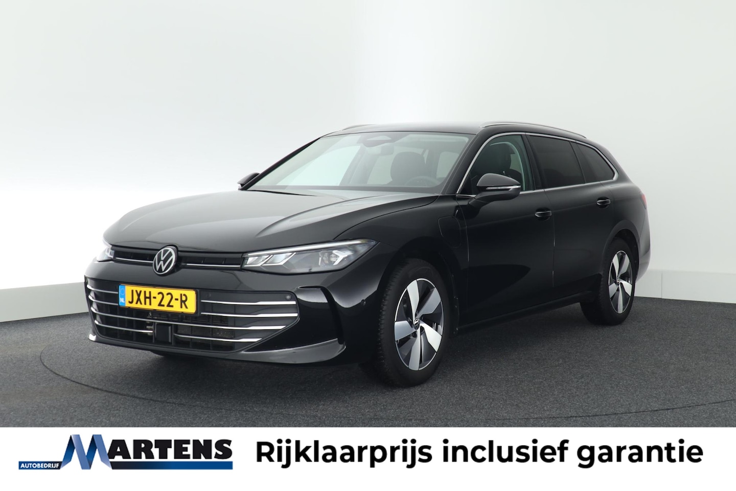 Volkswagen Passat Variant - 1.5 204pk eHybrid Business Trekhaak Camera Head-Up Massage Virtual Cockpit Navigatie - AutoWereld.nl