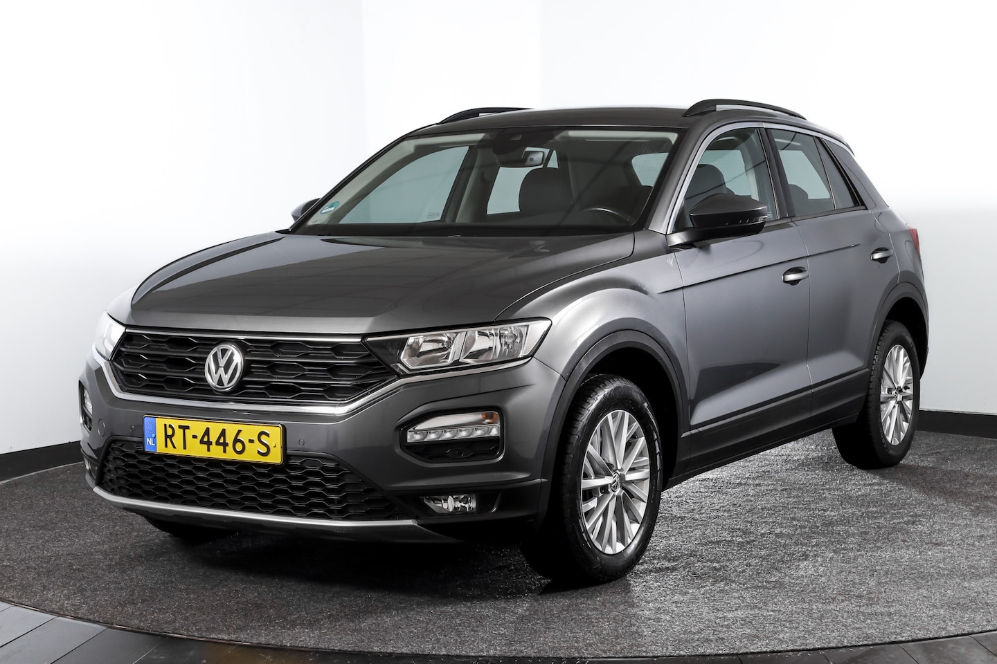 Volkswagen T-Roc - 1.5 TSI Style 150 PK Orig. NL | Afn. Trekhaak | Adapt. Cruise | PDC | NAV + App. Connect | - AutoWereld.nl