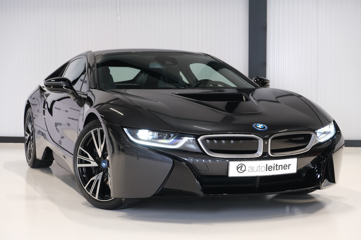BMW i8 - 1.5 First Edition i8 Coupe First Edition 1e eigenaar NL auto - AutoWereld.nl