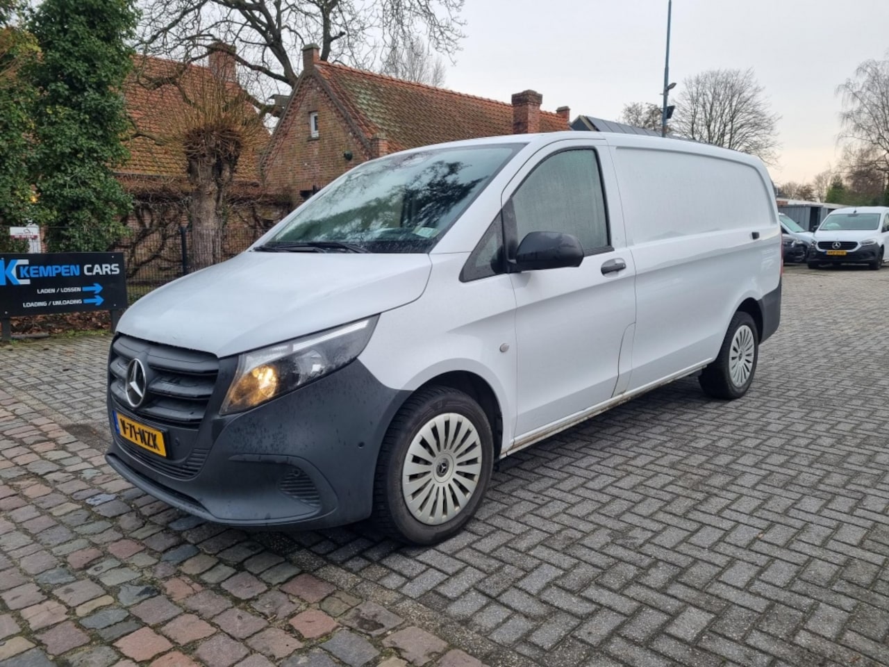 Mercedes-Benz Vito - Pro 116 CDI L2 Airco Navi Camera - AutoWereld.nl