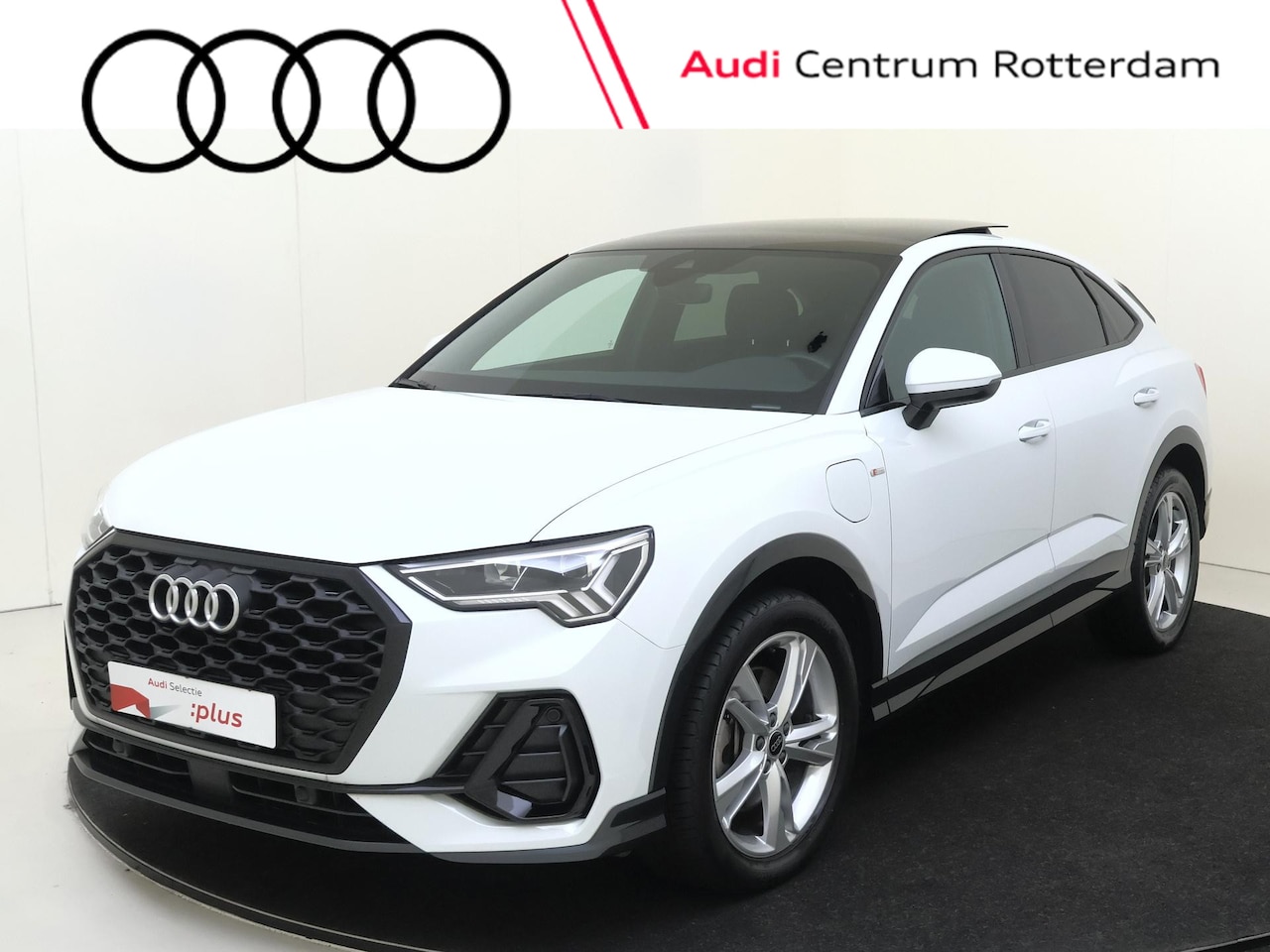 Audi Q3 Sportback - 45 TFSI e S Edition | Panoramadak | Achteruitrijcamera | Dodehoek detectie | Adaptieve cru - AutoWereld.nl