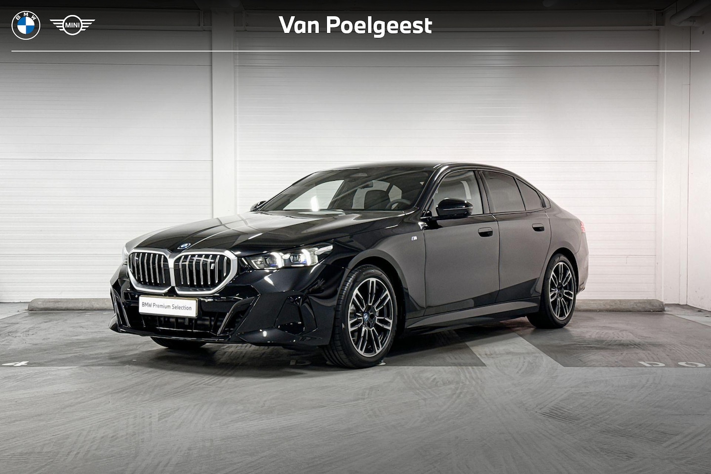 BMW i5 - Sedan eDrive40 | M-Sport | Travel Pack | Comfort Pack | Driving Assistant Plus | Harman/Ka - AutoWereld.nl
