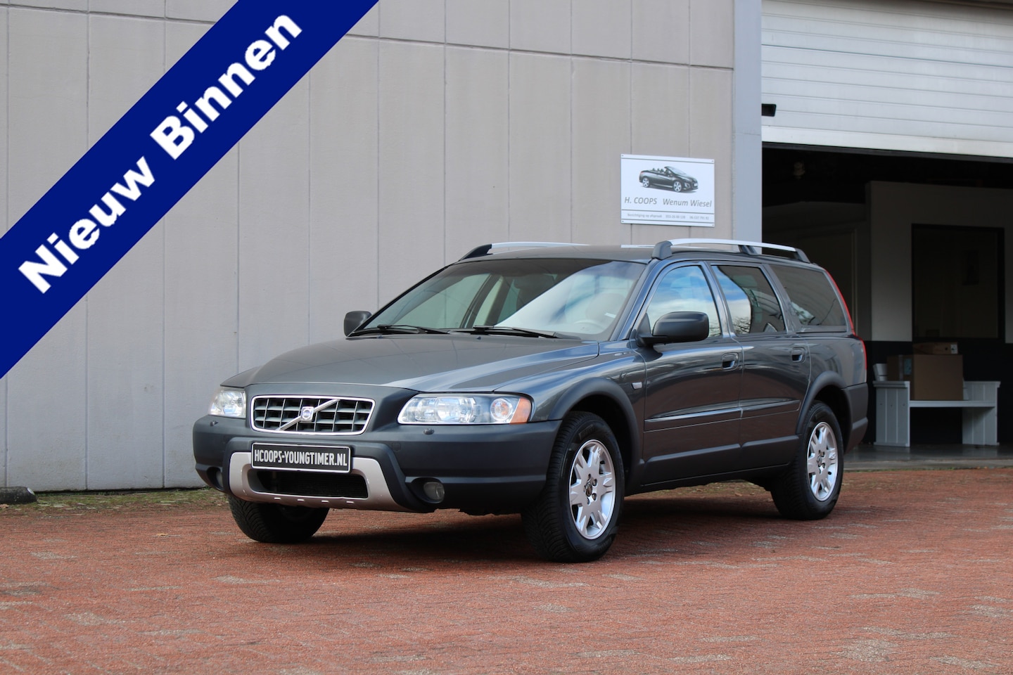 Volvo XC70 - 2.5 T AWD AUTOMAAT YOUNGTIMER incl. 21% BTW - AutoWereld.nl