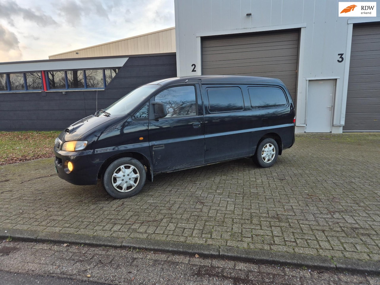 Mitsubishi L 400 - L400 H200 208D 2006 LONG LANG CHASSIS CLEAN CAR - AutoWereld.nl