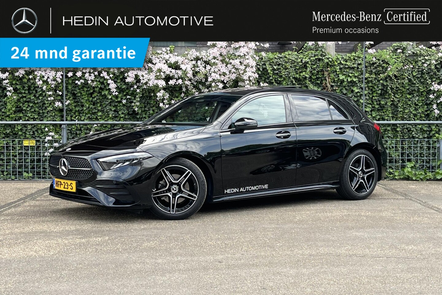 Mercedes-Benz A-klasse - A 180 Star Edition Limited AMG Line | Nightpakket | Panoramadak | Keyless-Go | Sfeerverlic - AutoWereld.nl