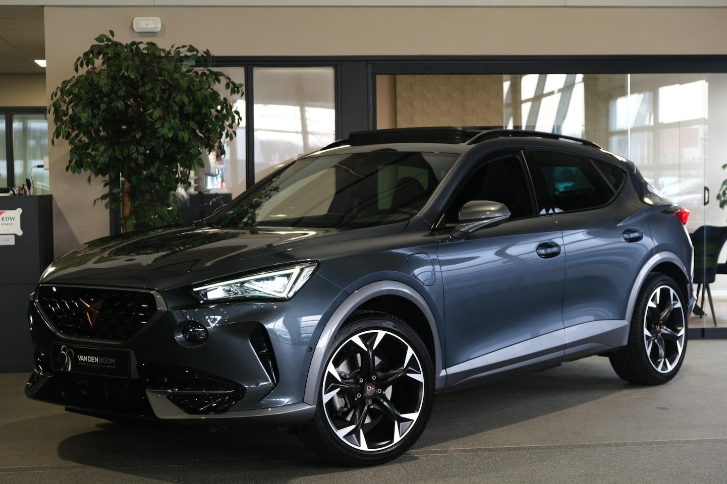 CUPRA Formentor - 1.4 e-Hybrid 204PK Pano Leder Cam Led Navi ACC Elektrische Achterklep - AutoWereld.nl