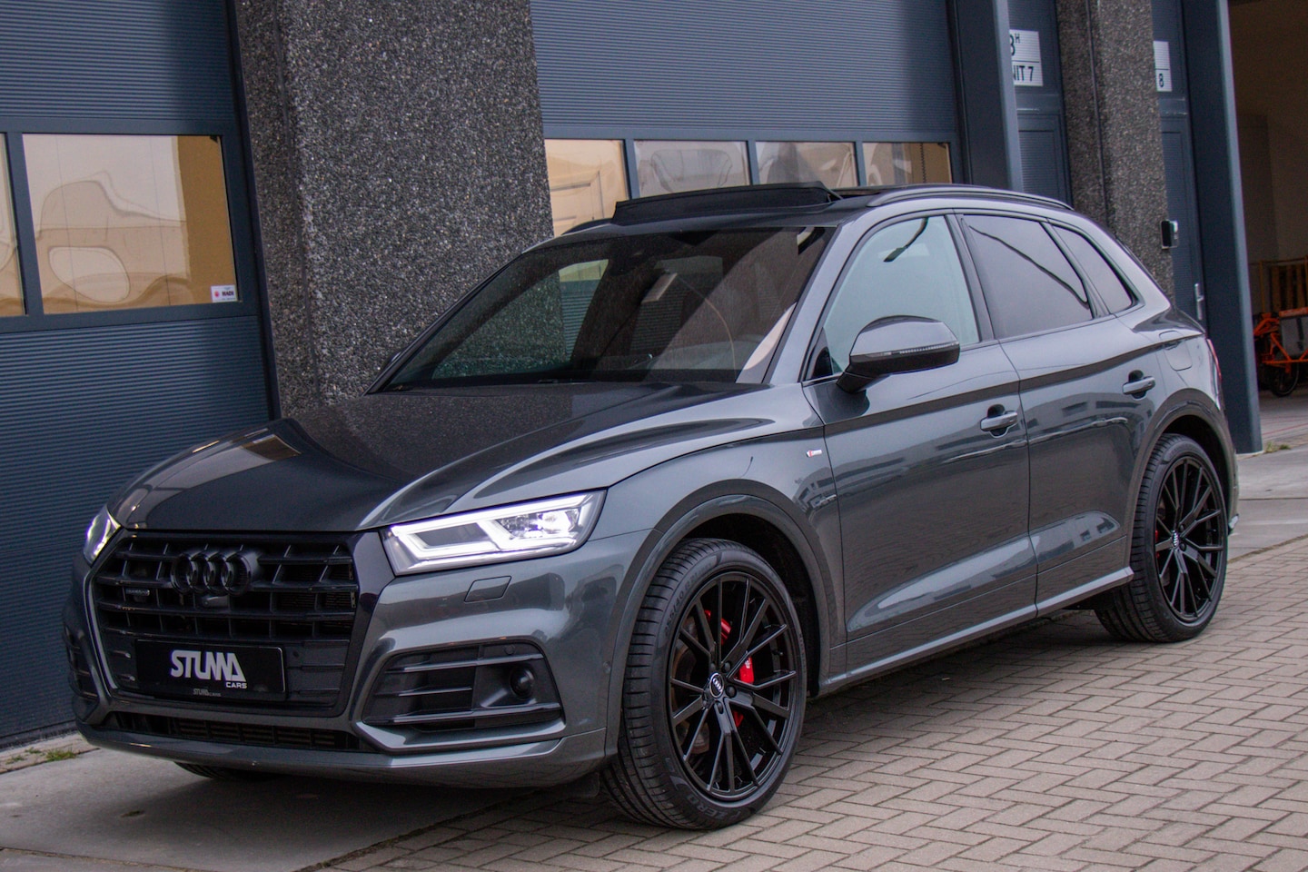 Audi Q5 SQ5 - 55 TFSI e Quattro Competition | S-Line | Pano | RS-Stoelen | SQ5 Pack | Keyless | Luchtver - AutoWereld.nl
