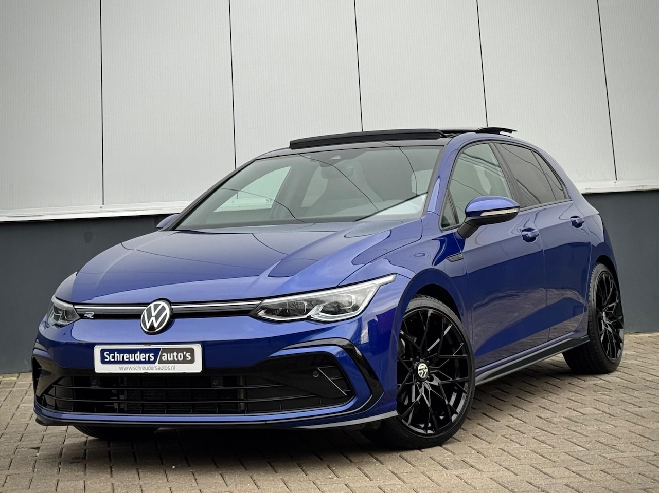 Volkswagen Golf - 8 1.5 TSI 2x R-Line. Pano 19 inch LAPIZ BLUE - AutoWereld.nl
