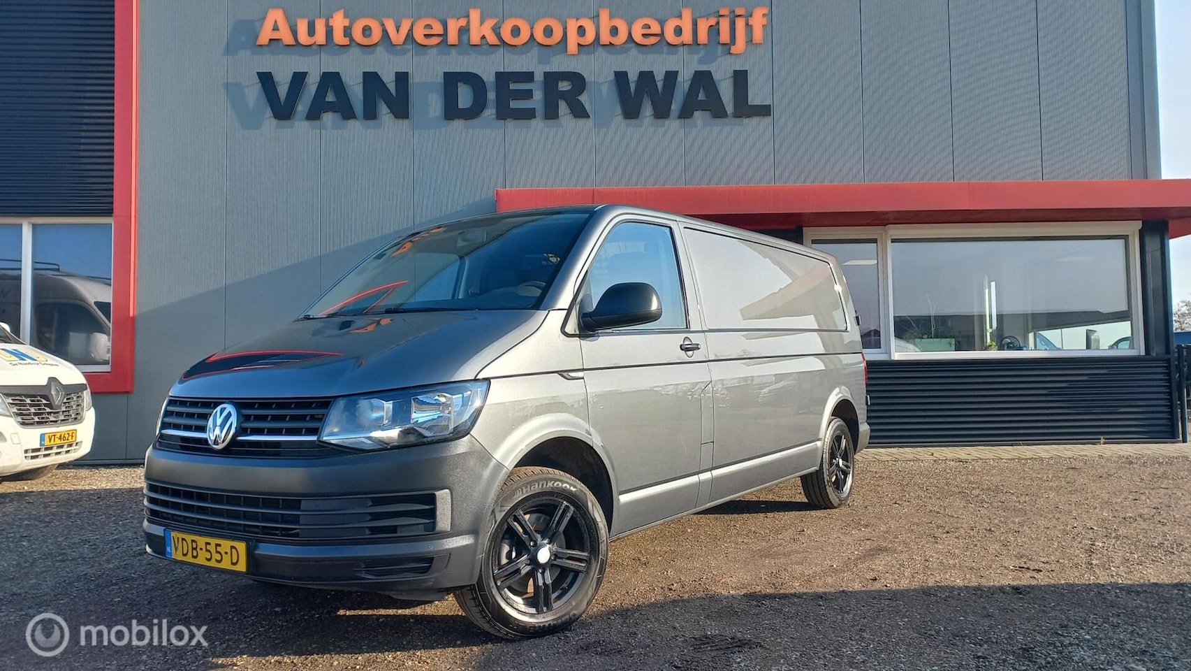 Volkswagen Transporter - 2.0 TDI L2H1 Economy/AIRCO/CRUISECONTROL - AutoWereld.nl