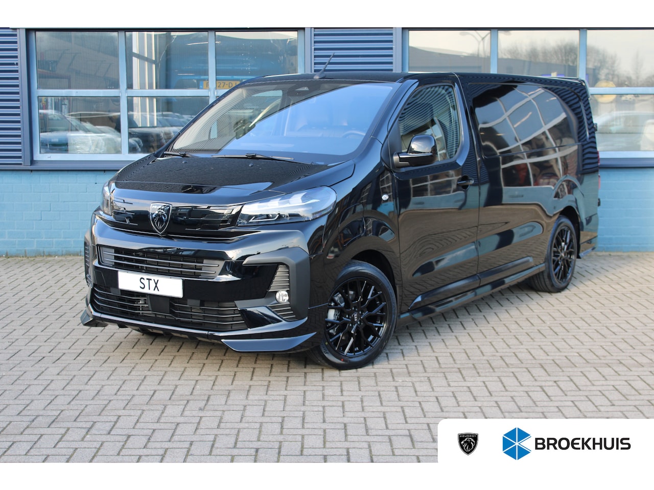 Peugeot e-Expert - STX EDITION L3 75 kWh | CAMERA | BETIMMERING | STOEL + STUUR VERWARMING | APPLE CARPLAY/AN - AutoWereld.nl