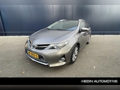 Toyota Auris Touring Sports - 1.8 Hybrid Executive | NAVIGATIE | CAMERA | STOELVERWARMING |