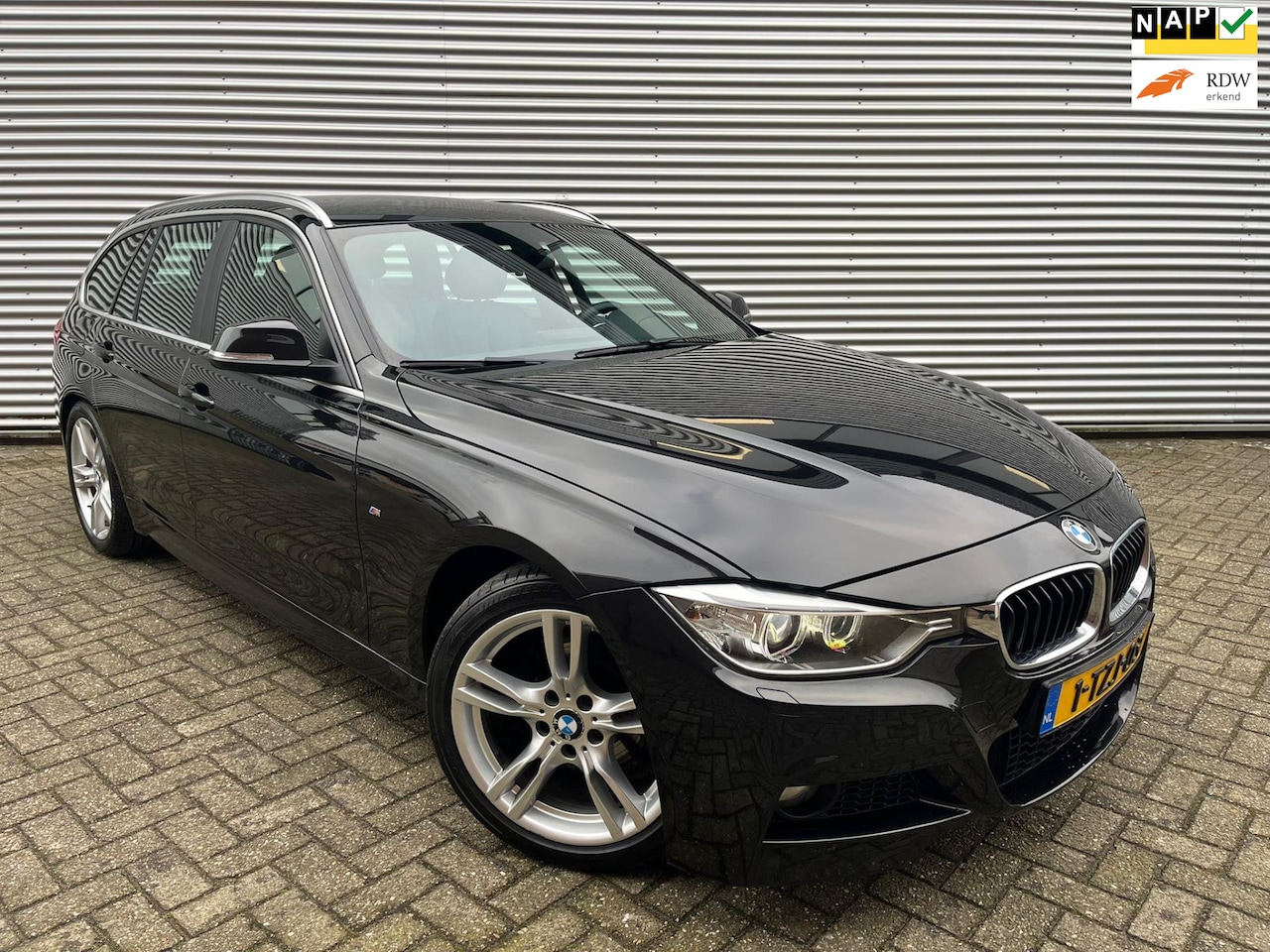 BMW 3-serie Touring - 320i High Executive|M pakket|Navi|Leder|PDC|Stoelver|Elk klep| - AutoWereld.nl