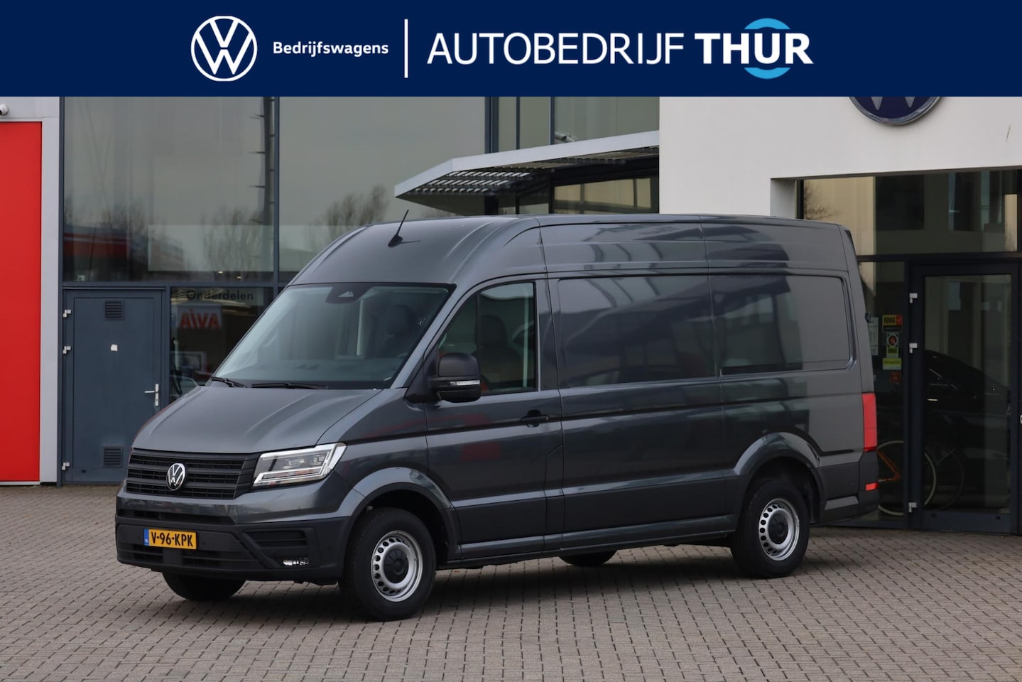 Volkswagen Crafter - 35 2.0 TDI L3H3 Exclusive 177PK / 130kW Achteruitrijcamera, verwarmbare voorstoelen, Apple - AutoWereld.nl