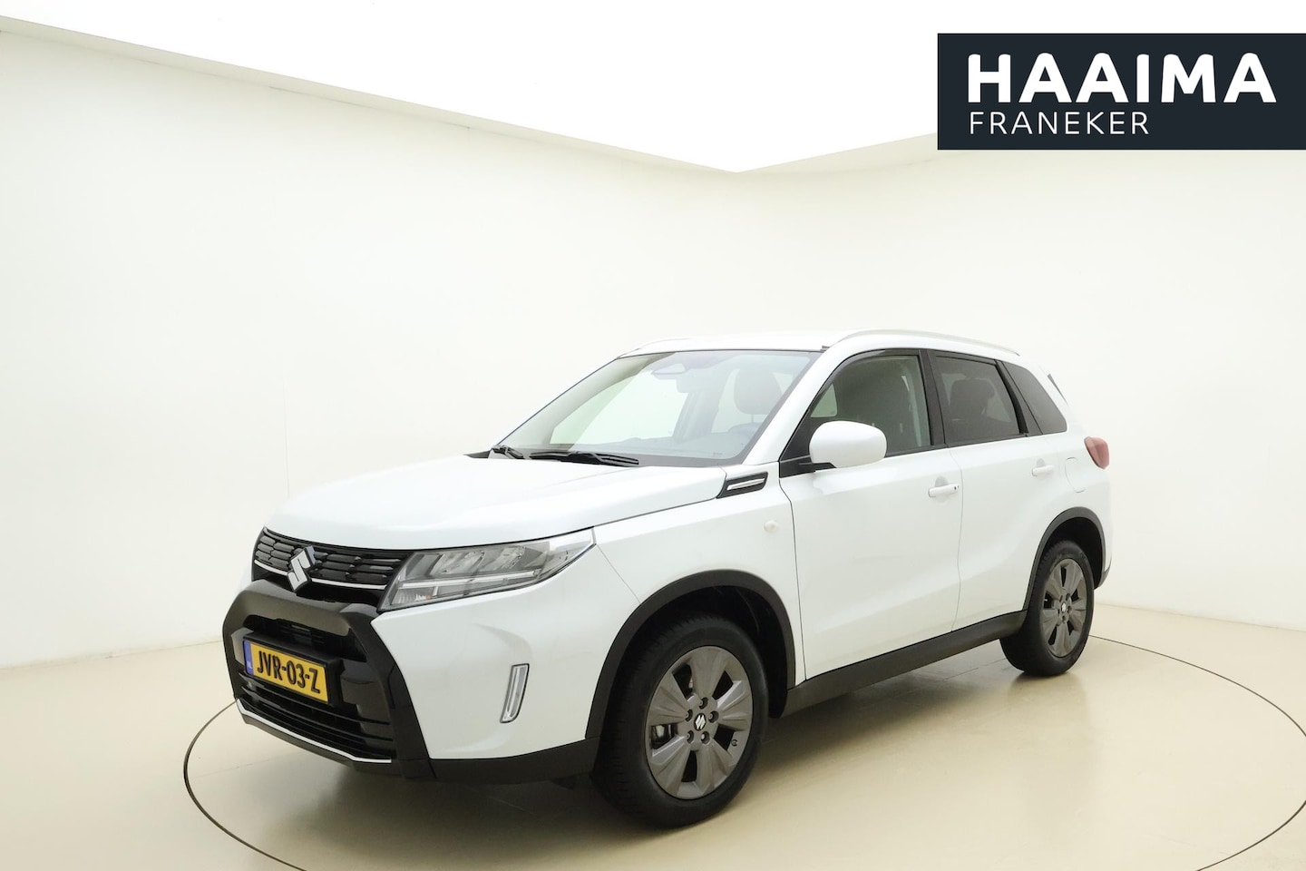 Suzuki Vitara - 1.5 Hybrid Select | Automaat | Navigatie | Camera | Stoelverwarming | Keyless Entry - Star - AutoWereld.nl