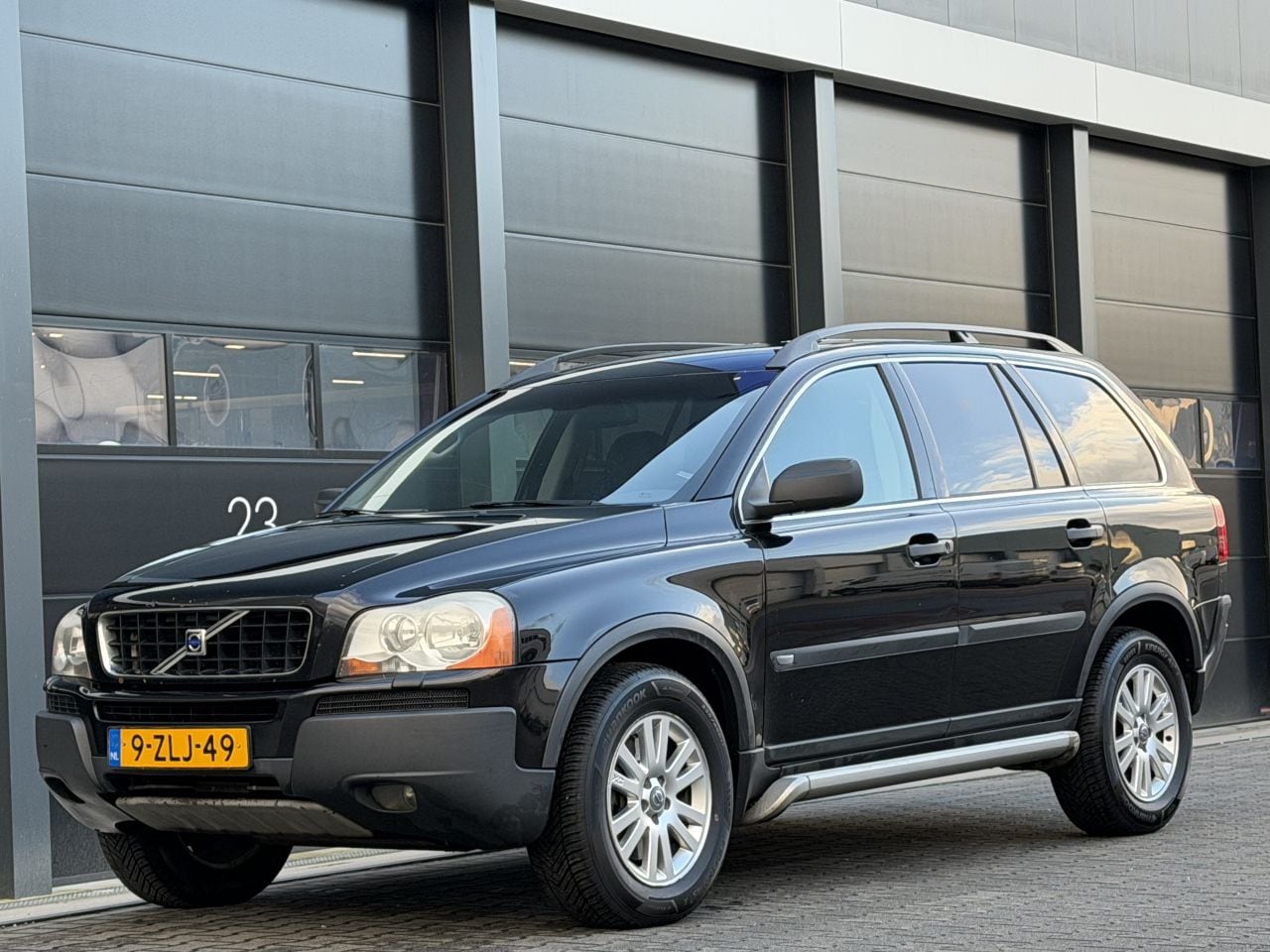 Volvo XC90 - Xc-90 2.4 D5 AWD Navi Leer 7-PERS - AutoWereld.nl