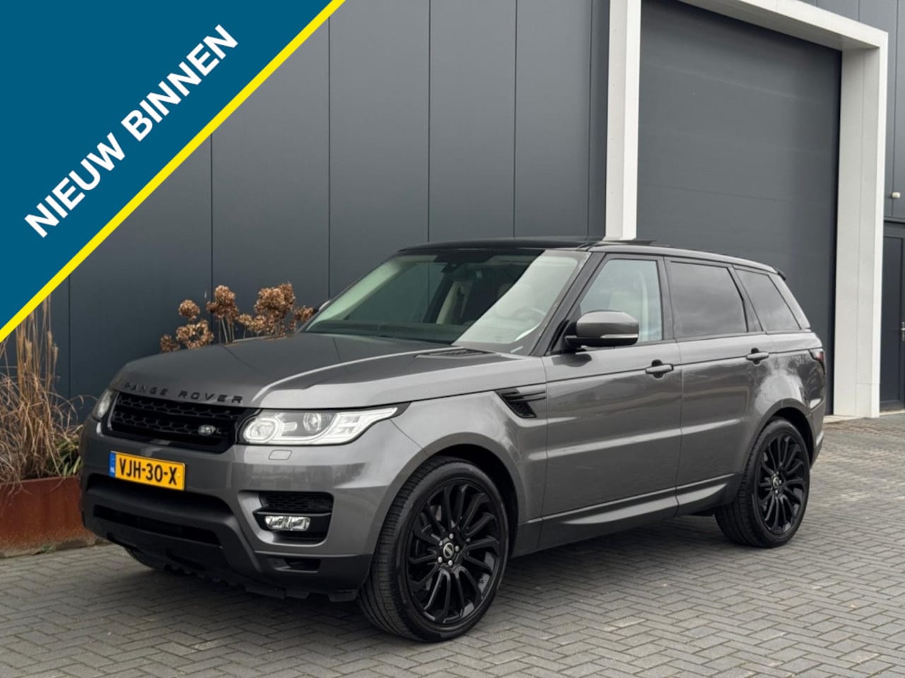 Land Rover Range Rover Sport - 3.0 TDV6 GRIJS KENTEKEN M2017 PANO NAVI CAMERA LEDER - AutoWereld.nl