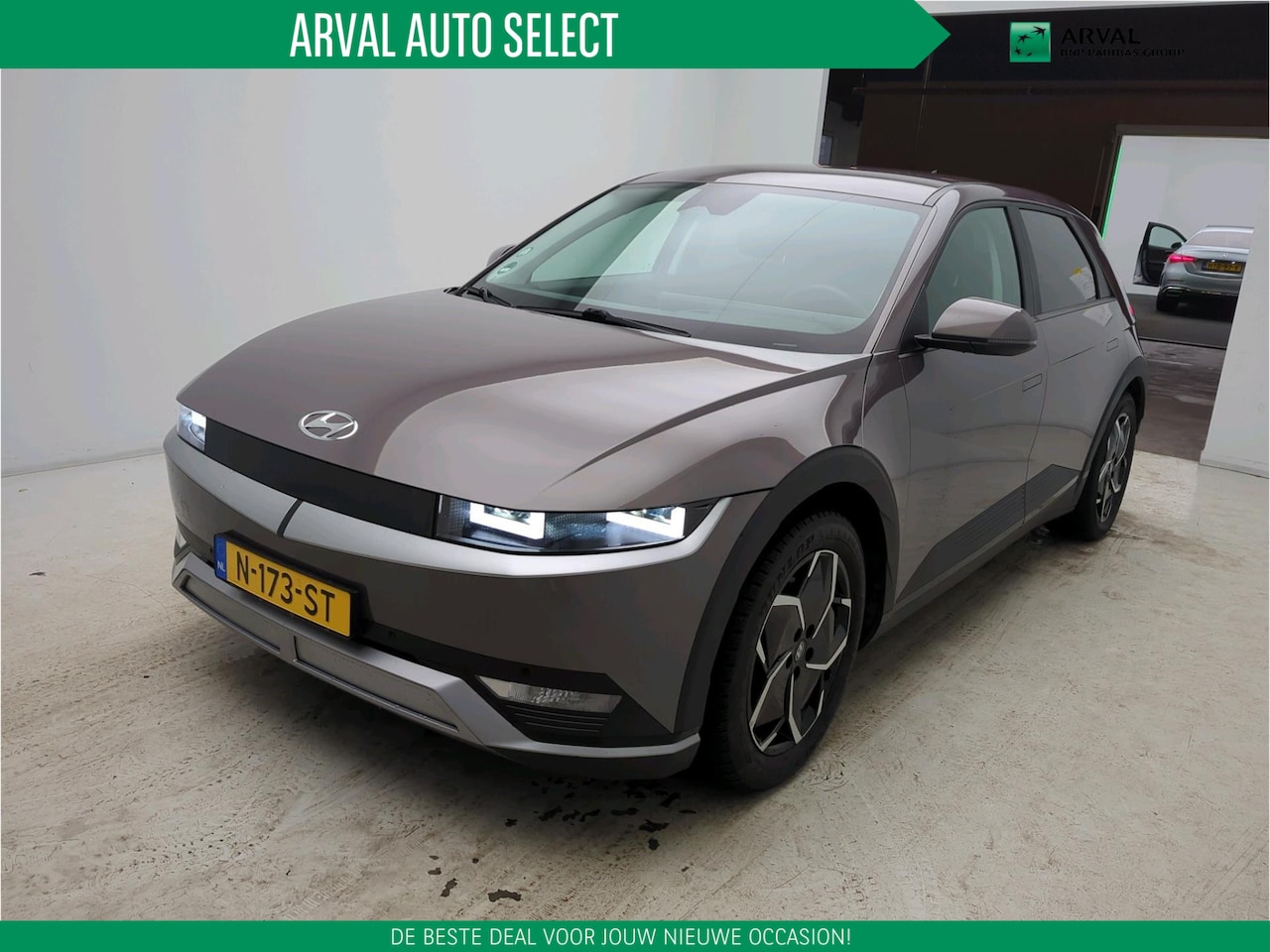 Hyundai IONIQ 5 - 73kWh 218pk Connect+ | SOH 100% | Trekhaak | Leder | Warmtepomp | Stuur- en stoelverwarmin - AutoWereld.nl