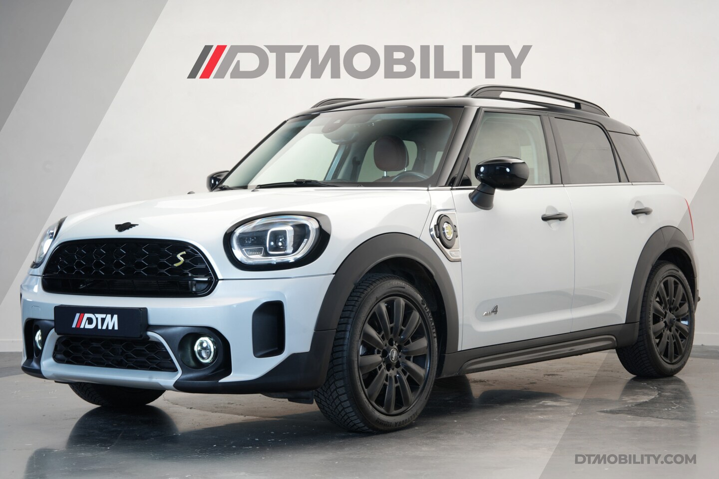 MINI Countryman - Mini 1.5 Cooper SE ALL4 | Chester/malt-brown leder | Camera - AutoWereld.nl