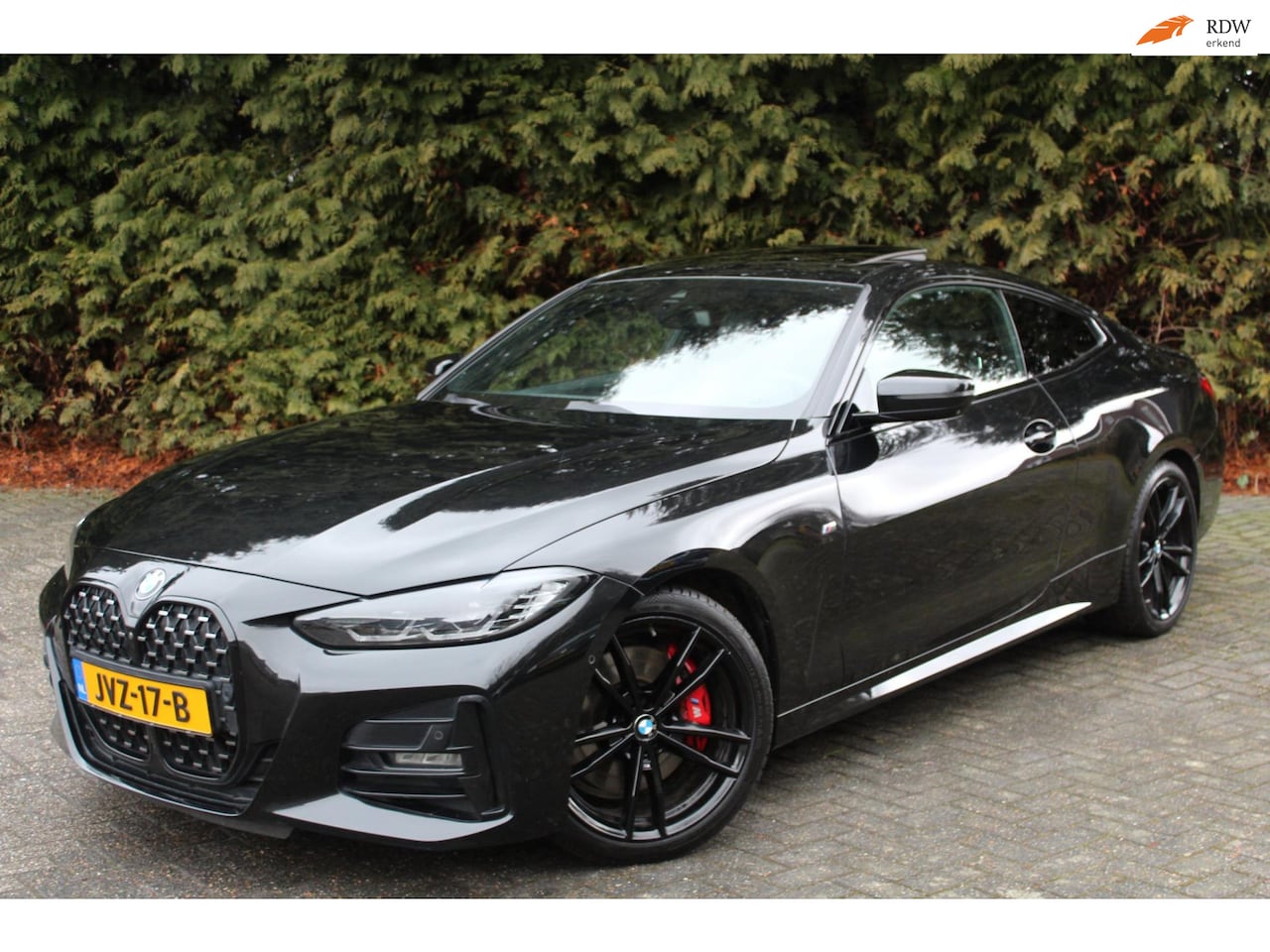 BMW 4-serie Coupé - 420d xDrive High Executive 190PK | M- sportpakket| BTW-AUTO | CAMERA | Panoramadak | LEDER - AutoWereld.nl